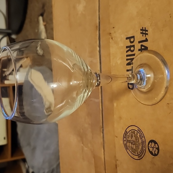Wine glass clear